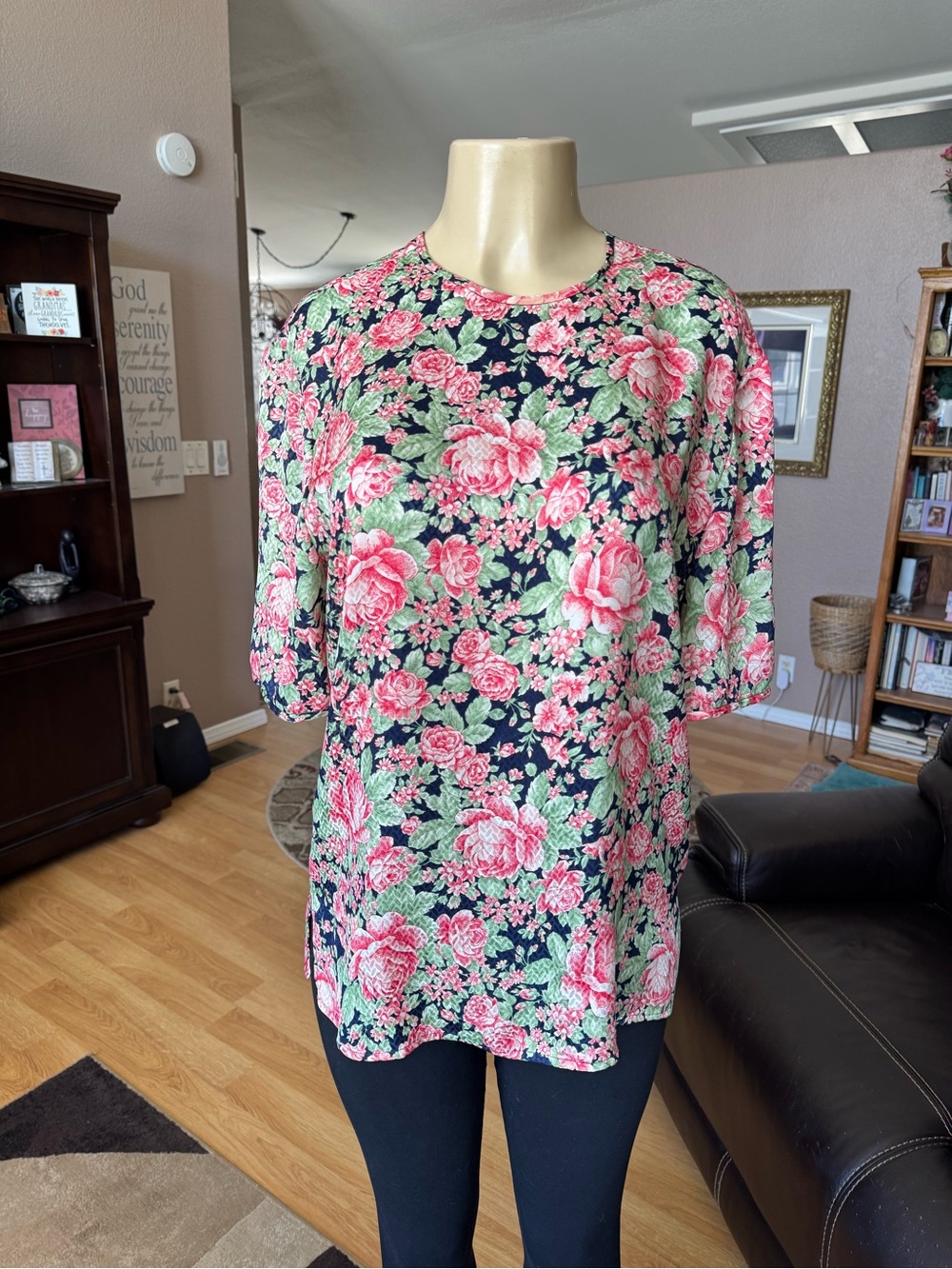 Evan Picone rose, green & black short sleeve silky blouse-size 14
